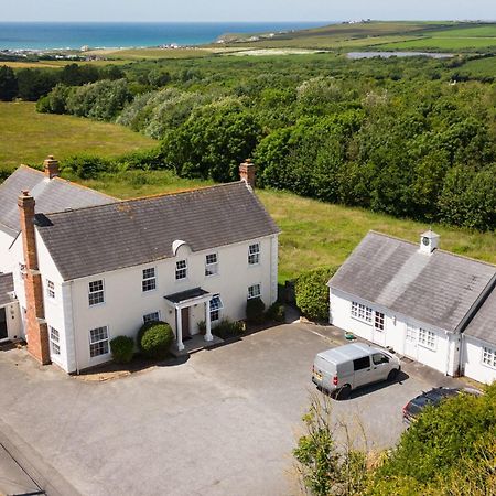 Stunning 6 Bedroom Cottage Near Cornish Coast Буде Экстерьер фото
