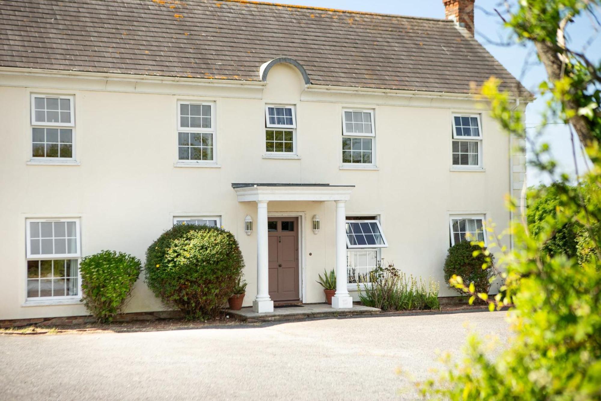 Stunning 6 Bedroom Cottage Near Cornish Coast Буде Экстерьер фото