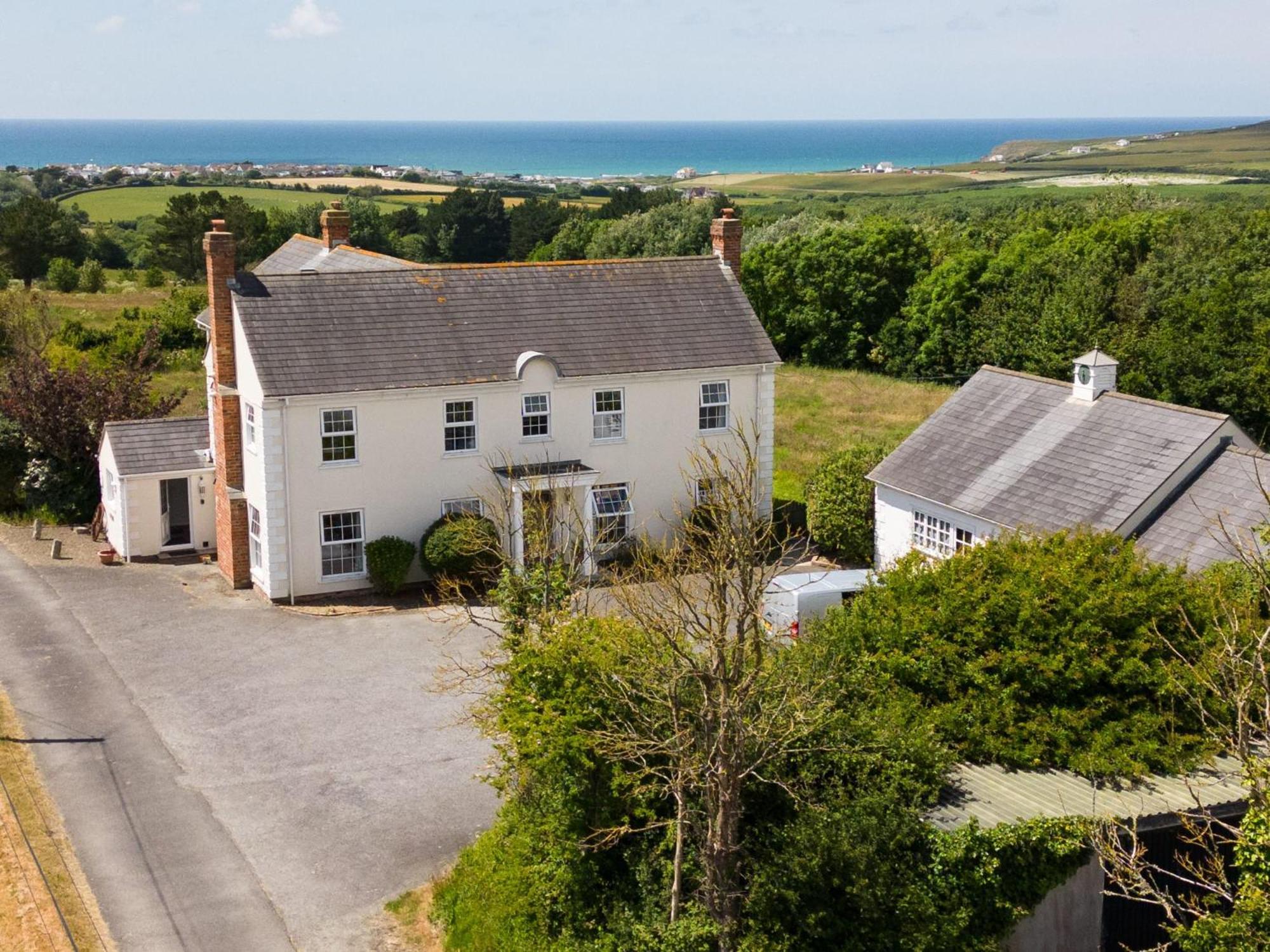Stunning 6 Bedroom Cottage Near Cornish Coast Буде Экстерьер фото